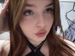 camgirl fingering pussy MariaReiiden