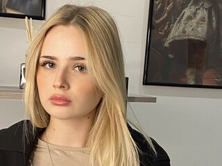 girl sex chat room MarnieRhyner