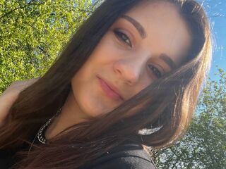 camslut naked MaryannaShumway