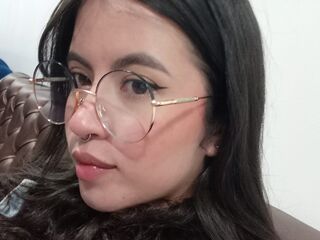 hot girl cam MeliBee