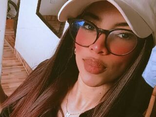 beautiful webcamgirl MeliRivers