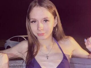 naked girl with webcam masturbating with vibrator MellisaEdwards