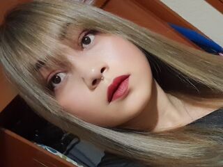 nude webcam girl MercellaMorelli