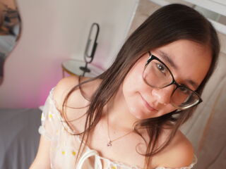 girl naked MiaHilfiger