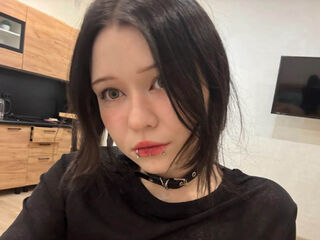 naked girl with webcam masturbating with vibrator MiaMyaw