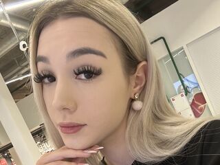 nude cam photo MollieClasby