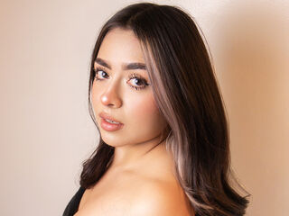 live cam show MyaFontaine