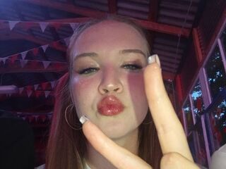 adultcam photo NelleCauthorne