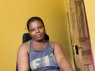 free chatroom NiaLuxe