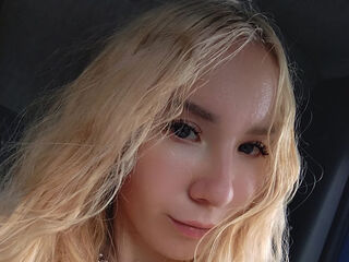 shaved pussy cam NikaFrosha