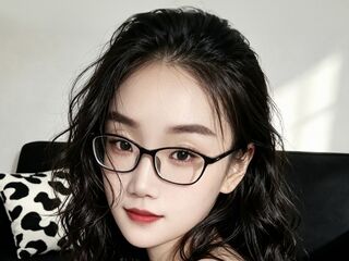 closeup cam NinaChen