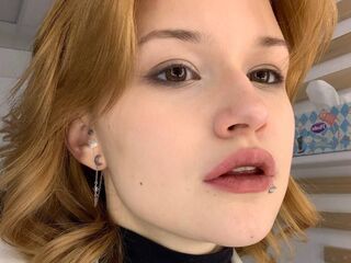 chatroom webcam pic NishaRayo