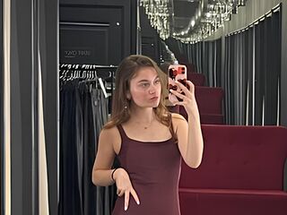 nude webcam girl picture OdelynBreed