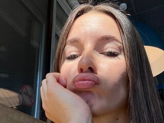webcamgirl OdetteWingler