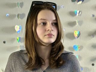 camgirl fingering bald pussy PalmaBobola