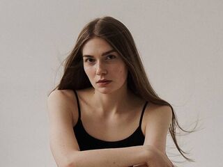 naked webcamgirl picture RebeccaMcqoggen