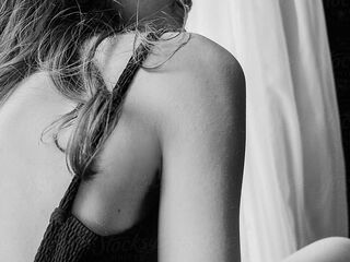 cam chatroom RemaRoy