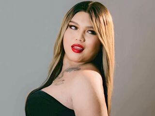 hardcore show RheyaTyne