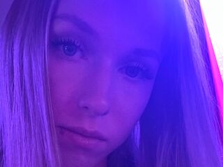 cam girl showing pussy RocioThoro