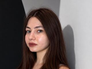 nude cam girl picture RoselynSvatek