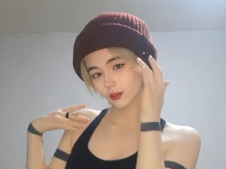 webcam striptease RoxannCobio