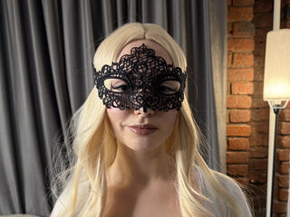 beautiful girl webcam SofiLune