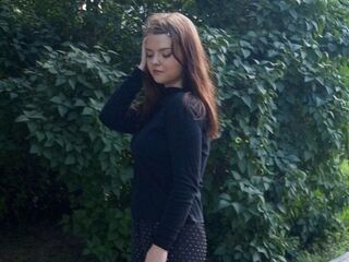 naked camgirl masturbating with dildo SofiaMardes