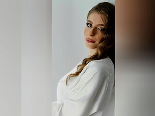 naked camgirl masturbating SofiaVosser