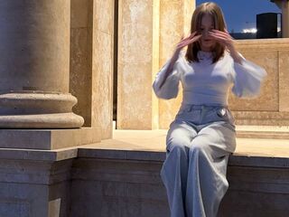 chatroom webcam photo SonaQuinley