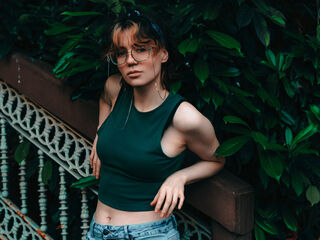 striptease cam SunnyTeazee