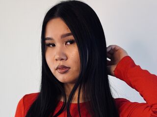 hot strip tease web cam SusannaJohnston