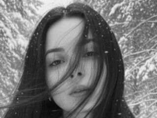 camgirl masturbating with dildo TannaBlacio