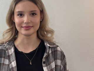 masturbating webcamgirl TanyaPanah