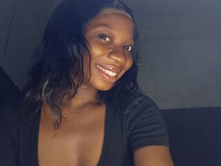 free webcam chat TinaReuben