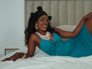 camgirl video chat room TylaCherie