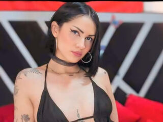 camslut fingering wet pussy ValeriaCastilo