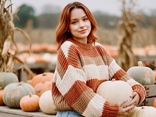 camgirl masturbating with dildo VictoriaMill