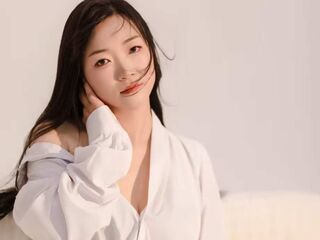 naked girl with live cam fingering XuanJuan